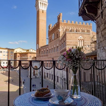 Residenza D'Epoca " Il Campo" By Francigenaapartments Siena Exterior photo